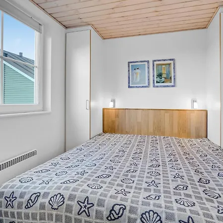 Awesome In Nørre Nebel