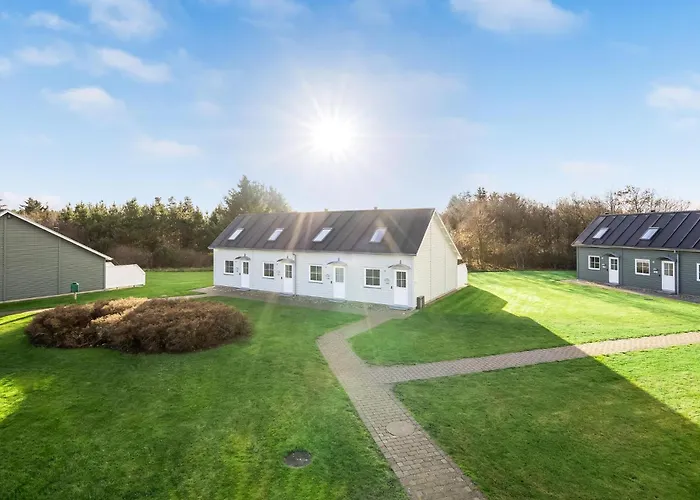 Ferienhaus Awesome In *